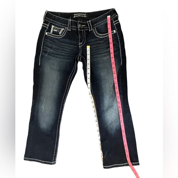 Maurice's Blue Capris with Decorative Stitching and Bling (Size 5/6) - Picture 7 of 11